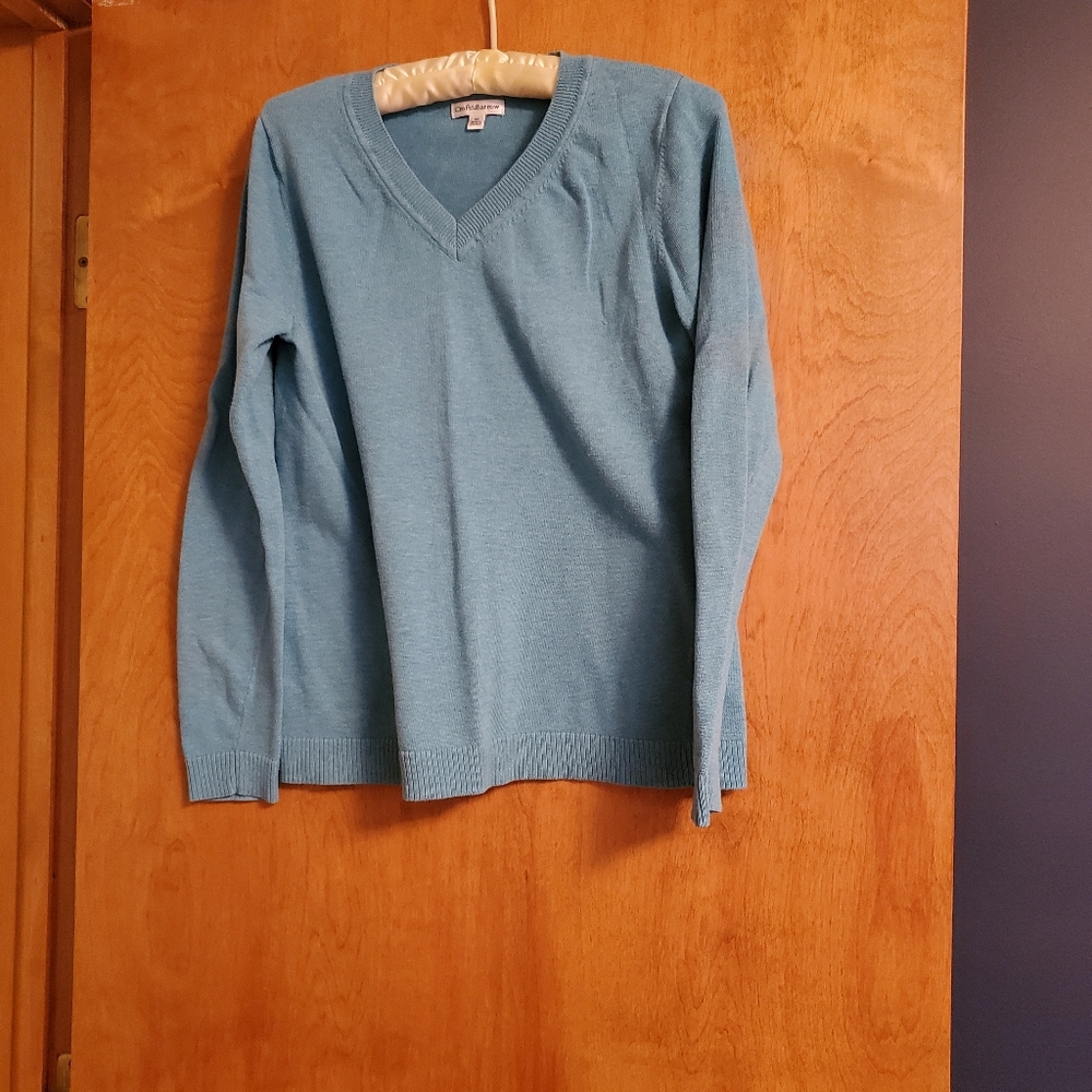 Croft & Barrow v-neck sweater